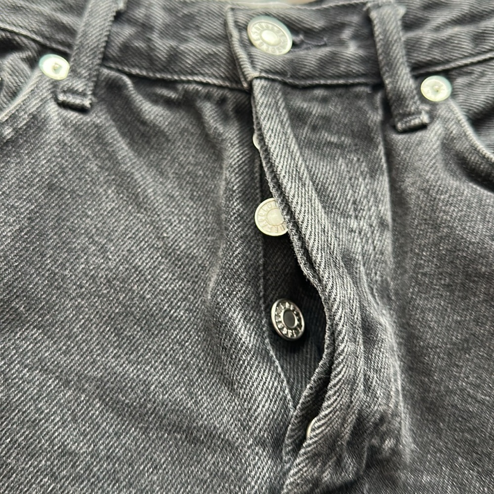 AGOLDE Parker Cut off Denim Shorts in Tidal Washed Black size 25 - Picture 3 of 7